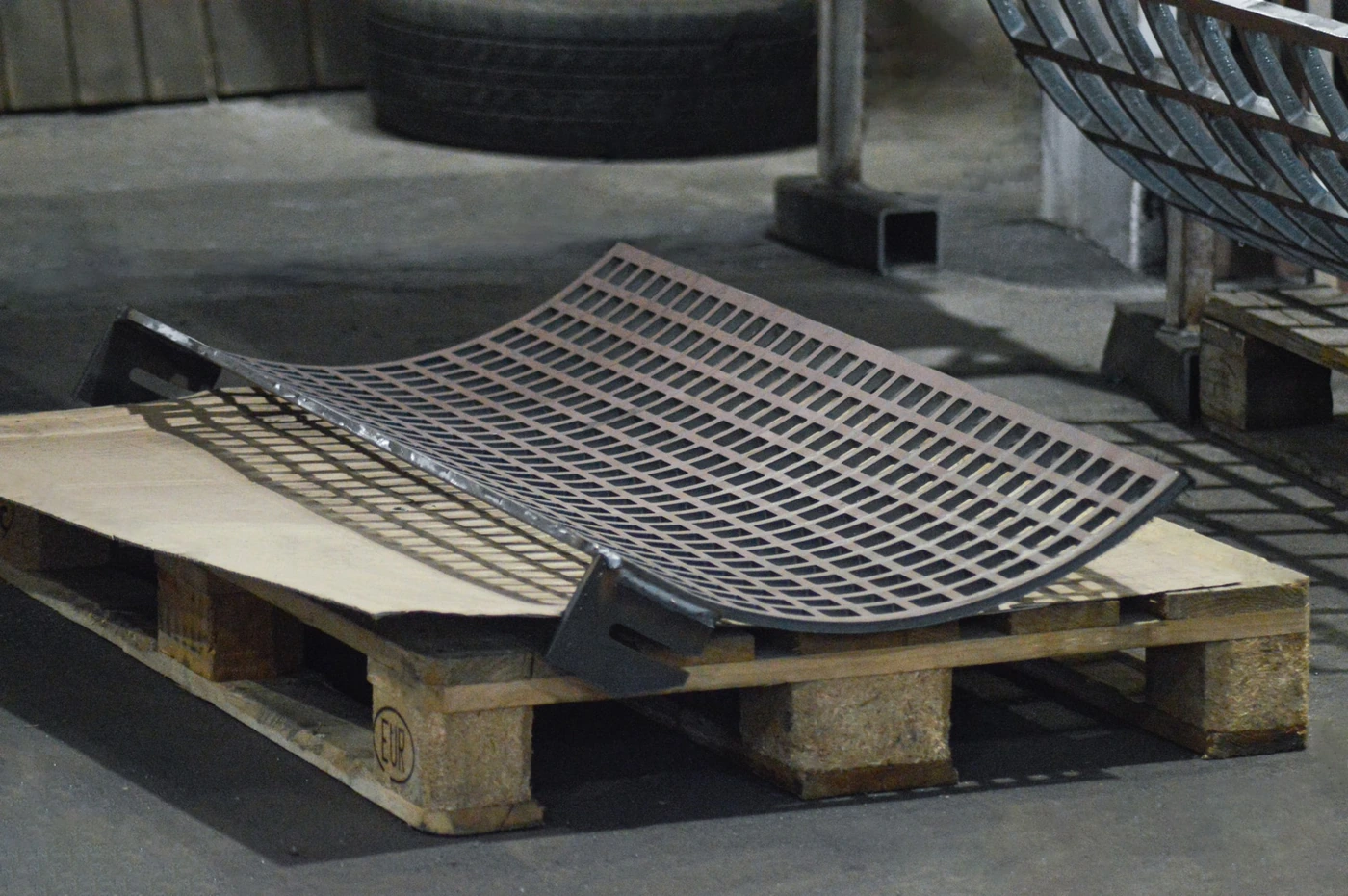 Hardox® screen panel for a recycling line